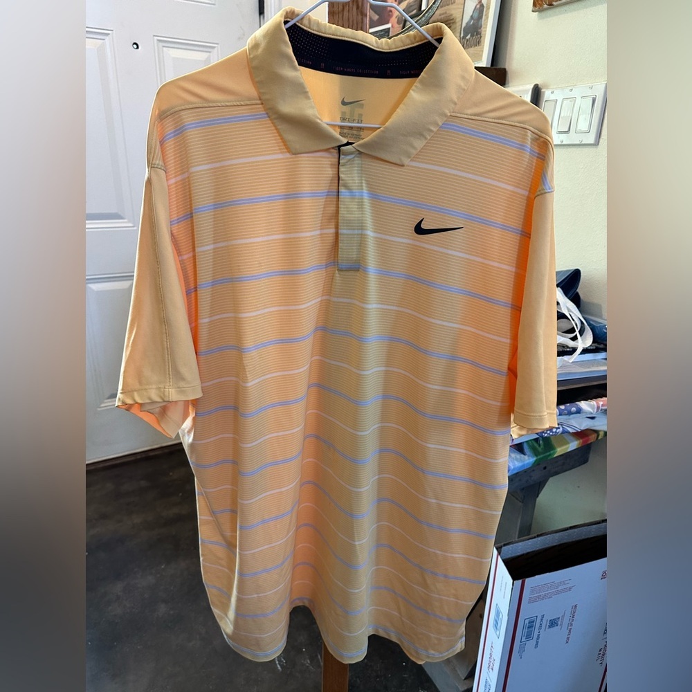 Nike Tiger Woods Collection Dri-FIT Striped Golf Polo Topaz Gold
